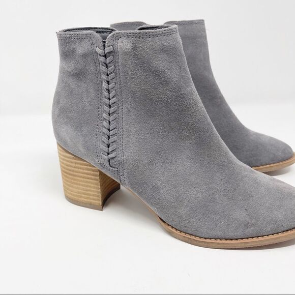 Blondo Grey Suede Block Stacked Ankle Booties 11 - Picture 2 of 12